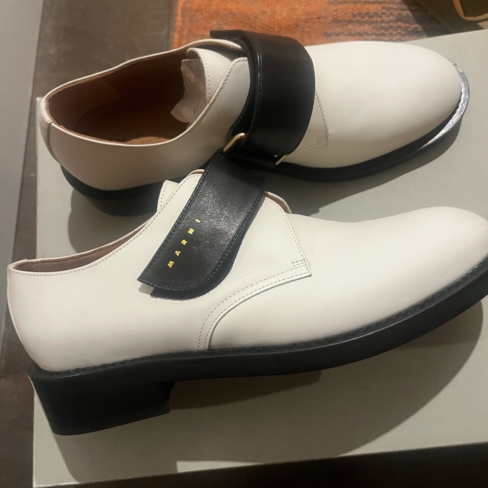 Marni womens White and Black oxfords with Textured Leather NWT